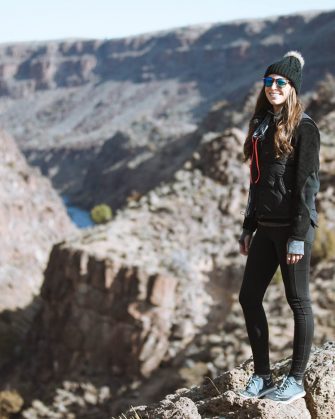 activewear for winter - hiking in taos new mexico. Target Leggings, patagonia fleece + beanie