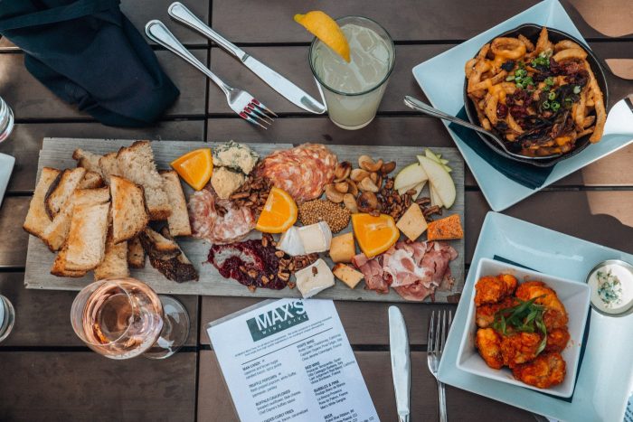 Max Wine & Dive Happy Hour